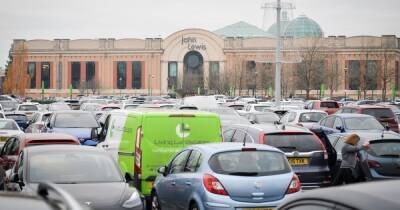 Trafford Centre Christmas and New Year opening hours and times - www.manchestereveningnews.co.uk