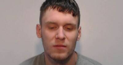 Police appeal for help to find man from Oldham wanted in connection to series of crimes - www.manchestereveningnews.co.uk - Jordan
