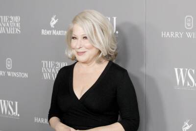 Bette Midler - Joe Biden - Joe Manchin - Bette Midler Apologizes After Being Slammed For Calling West Virginia ‘Poor, Illiterate And Strung Out’ - etcanada.com - state West Virginia