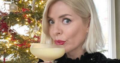 Holly Willoughby - Holly Willoughby shares recipe for her favourite cocktail on new blog Wylde Moon - ok.co.uk - Netherlands