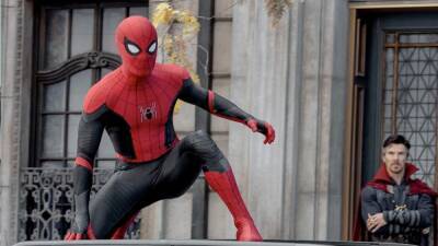 Spider-Man’s New Spidey Suit Revealed in ‘No Way Home’ Promo (Video) - thewrap.com