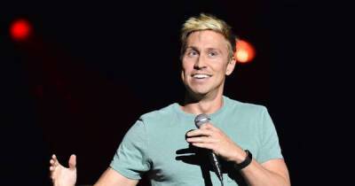 Russell Howard has a very famous sister who is star of huge BBC show - www.msn.com