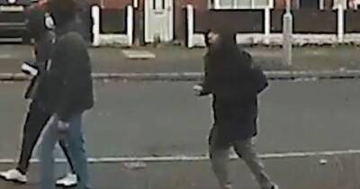 Teenage boy beaten and stabbed in 'unprovoked attack' while standing at bus stop - www.dailyrecord.co.uk - Birmingham