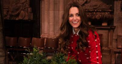Kate Middleton decorates Christmas tree for carol service as she sends special message - www.ok.co.uk - county Windsor