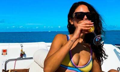 Eiza González goes swimming with pigs in a sizzling bikini - us.hola.com - Bahamas