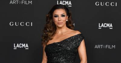 Eva Longoria gives off sun-soaked holiday vibes in stunning swimsuit pic - www.wonderwall.com - Los Angeles