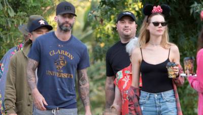 Adam Levine Behati Prinsloo’s Daughters Gear Up For Christmas In Rare, Adorable Photo - hollywoodlife.com - city Santa Claus