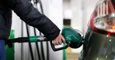 Drivers issued warning over filling up petrol on Christmas and New Year - www.dailyrecord.co.uk