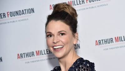 Sutton Foster Tests Positive for COVID-19, Will Miss 'The Music Man' Performances - www.justjared.com - county Will