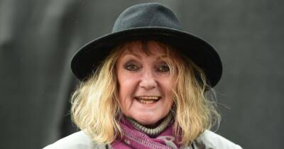 Trailblazing DJ Janice Long, the first woman to present Top of the Pops, has died aged 66 - www.manchestereveningnews.co.uk