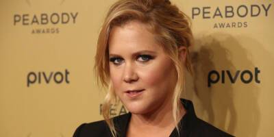 Amy Schumer Reveals She Tried Getting Fillers & Got Them Dissolved - See the Photo! - www.justjared.com