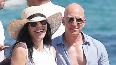 Jeff Bezos - Lauren Sanchez - Christmas - Jeff Bezos, 57, Goes For A Shirtless Swim In St. Barts As He PDAs With Bikini Clad Lauren Sanchez - hollywoodlife.com - city Sanchez