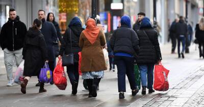 Shoppers steer clear as city centre streets go quiet on second day of post-Christmas sales - www.manchestereveningnews.co.uk