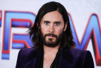 Jared Leto - Jared Leto Poses Shirtless With A Rainbow Cake For His 50th Birthday - etcanada.com - Italy
