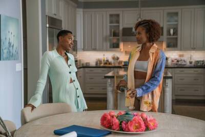 ‘Insecure’s Issa Rae On Being “Proud” Of Tonight’s Series Finale, Reconciliations, Not Giving “A F**k” &That Last Drive Round L.A. - deadline.com