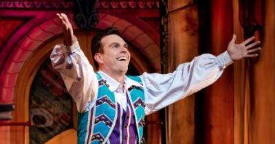 'Oh yes he is!' Scots panto star tells of delight at surprise return to the big stage - www.dailyrecord.co.uk - Scotland
