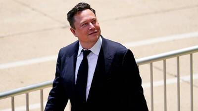 Elon Musk Rocks Half Mohawk Buzzed Hair Makeover — Before After Photos - hollywoodlife.com - Florida