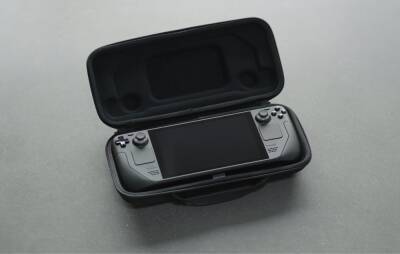 Steam Deck packaging and dev kits shown off by Valve - www.nme.com