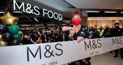 Glasgow M&S Foodhall first to have 'pick your own' section in west of Scotland - www.dailyrecord.co.uk - Scotland