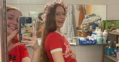 Lavender Brown - Harry Potter star Jessie Cave pregnant with fourth child as she debuts baby bump - ok.co.uk - county Brown
