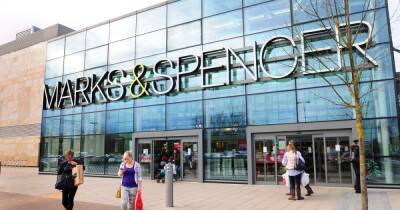 Scots M&S bargain hunter branded ‘selfish’ over £73 Boxing Day haul - dailyrecord.co.uk - Scotland - Manchester