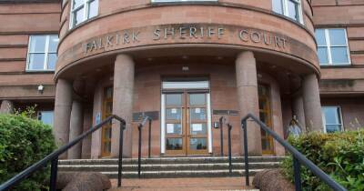 Racist thug hurled abuse at Falkirk taxi driver because he 'was not white' - www.dailyrecord.co.uk
