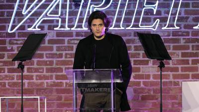 John Mayer - Lana Del Rey - Watch John Mayer Try Out His Best Standup Routine at Variety’s Hitmakers Event - variety.com - city Columbia