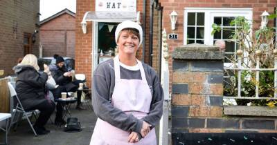Dinner lady sets up a little café from her home - and it's been flooded with five-star reviews - www.manchestereveningnews.co.uk - Britain - Manchester