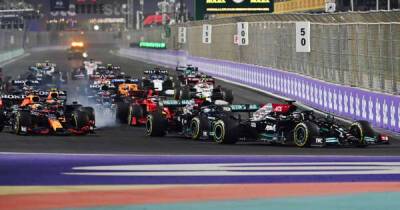 Lewis Hamilton - Max Verstappen - Saudi Arabian Grand Prix LIVE: Max Verstappen leads Lewis Hamilton after red flags in chaotic F1 race - msn.com - Saudi Arabia - city Jeddah