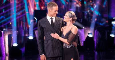 Strictly's Dan Walker issues lengthy exit message as he takes aim at 'angry mob' who 'insulted' him for weeks - www.manchestereveningnews.co.uk