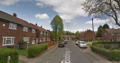 Emergency services called to street as woman found dead - www.manchestereveningnews.co.uk