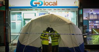 BREAKING: Police cordon and evidence tent in place outside shop following reports of stabbing - www.manchestereveningnews.co.uk