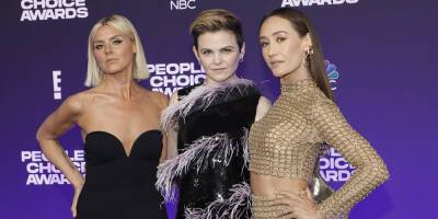 Ginnifer Goodwin, Eliza Coupe & Maggie Q Hype Up Their New Show at People's Choice Awards 2021 - www.justjared.com - Santa Monica