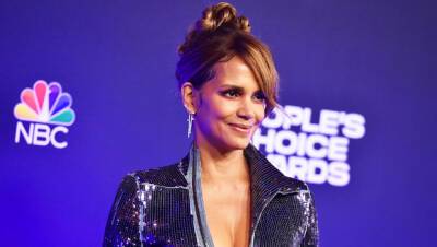 Halle Berry Rocks Jumpsuit Thanks Her ‘Two Little Kids’ In PCAs Speech - hollywoodlife.com