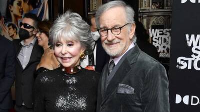 Steven Spielberg & Rachel Zegler Sing Rita Moreno 'Happy Birthday' on ‘West Side Story’ Red Carpet (Exclusive) - www.etonline.com
