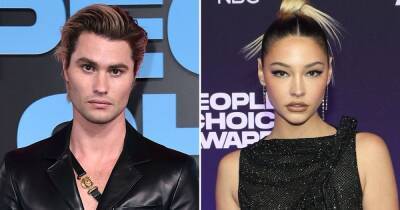 Outer Banks’ Chase Stokes and Madelyn Cline Reunite at 2021 People’s Choice Awards 1 Month After Split - usmagazine.com - California - county Bailey - city Santa Monica, state California - Madison, county Bailey