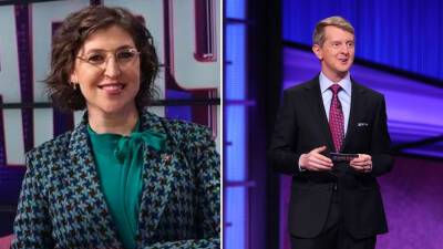 ‘Jeopardy!’: Mayim Bialik & Ken Jennings To Continue As Hosts Of Syndicated Game Show Through End Of Season - deadline.com