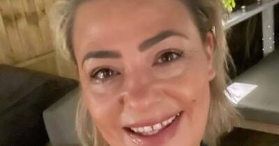 Lisa Armstrong - James Green - Christmas - Lisa Armstrong unveils gorgeous tree as she celebrates second Christmas with boyfriend - ok.co.uk