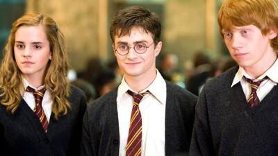 ‘Harry Potter’ Trio All Smiles in First-Look Photo for HBO Max Reunion Special - thewrap.com