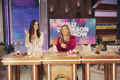 Sandra Bullock And Kelly Clarkson Laugh Until They Cry In Wild Interview - etcanada.com - city Sandra, county Bullock - county Bullock