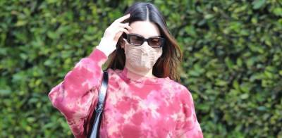 Kendall Jenner Kicks Off Her Sunday with a Workout - www.justjared.com - Los Angeles - Mexico