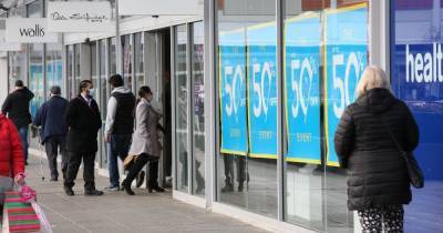 Online retailer Asos buys Topshop, Topman and Miss Selfridge from failed Arcadia group - www.manchestereveningnews.co.uk