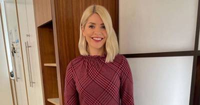 Holly Willoughby shows off slim waist in red check dress on This Morning - copy her look from £14 - www.ok.co.uk