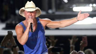 Kenny Chesney group helps install artificial reef in Florida - abcnews.go.com - Florida - county Palm Beach