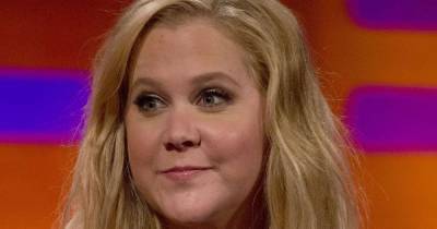'My C-section looks cute': Amy Schumer shares naked Instagram selfie - www.msn.com