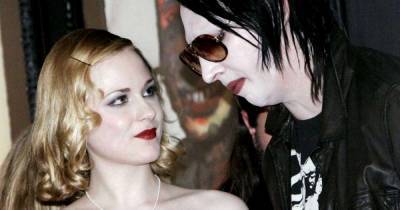 Evan Rachel Wood accuses Marilyn Manson of 'grooming and horrific abuse' - www.msn.com