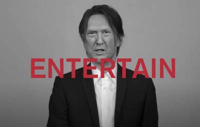 Steven Wilson transforms into David Bowie, Donald Trump and more in deepfake ‘Self’ video - www.nme.com - New York
