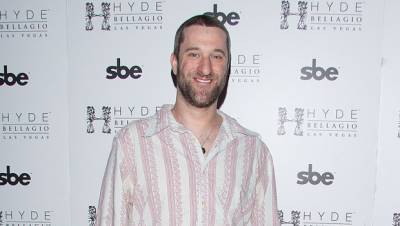 Dustin Diamond Dead: ‘Saved By The Bell’ Star, 44, Dies After Battling Stage IV Cancer - hollywoodlife.com