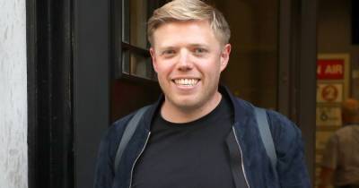 Everything you need to know about Celebs Go Dating voiceover Rob Beckett - www.ok.co.uk