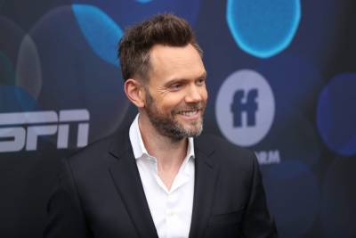Joel McHale And Kerry Bishé Try To Live ‘Happily’ Ever After In Dark Rom-Com Trailer - etcanada.com